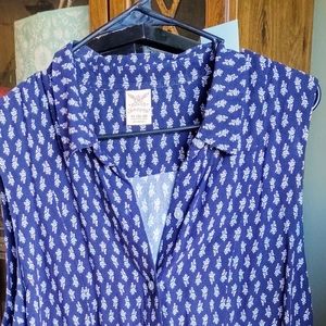 Sleeveless button up dress